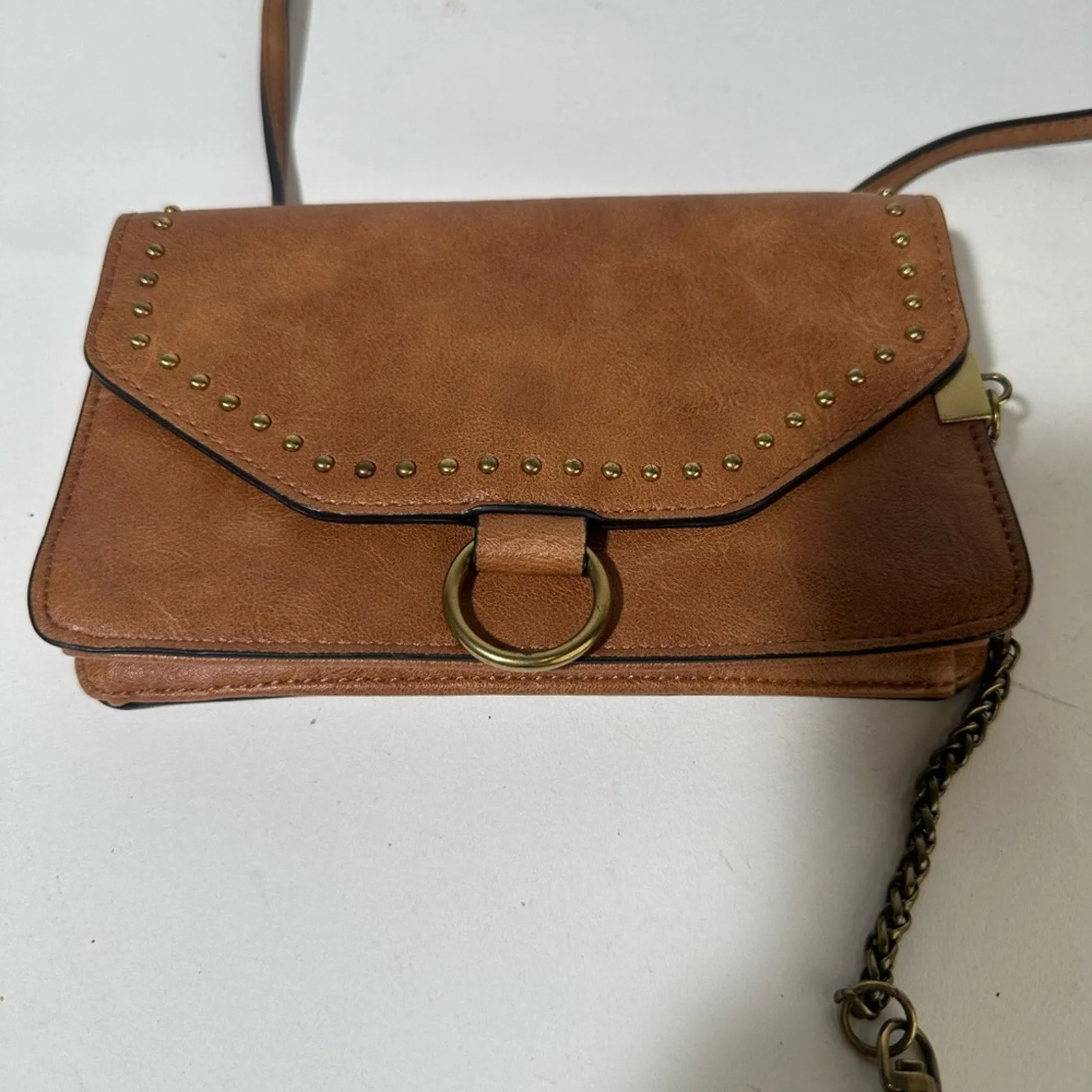 Brown Leather Crossbody Bag with Adjustable Strap