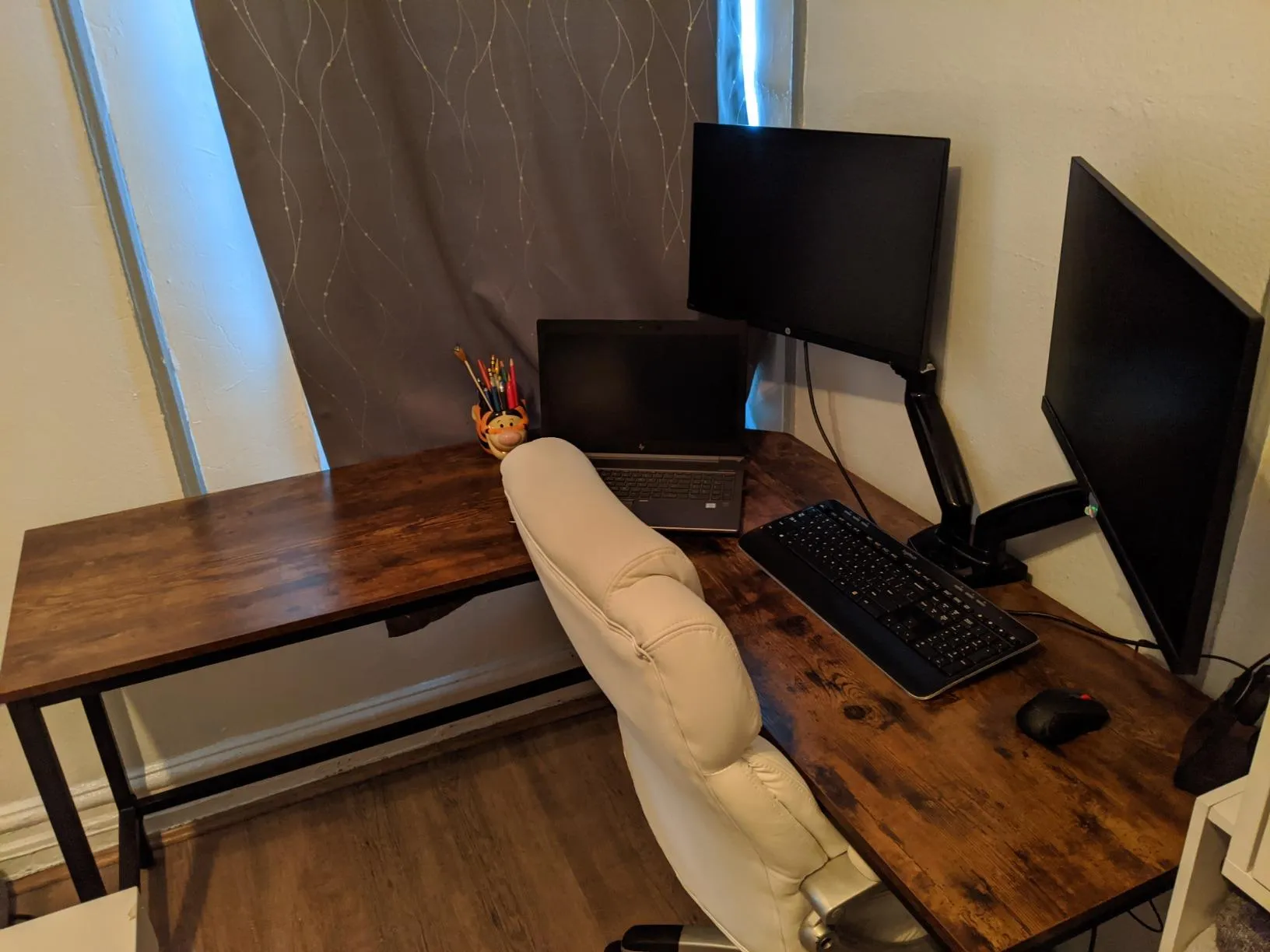Computer Desk, L-Shaped Corner Writing Desk, Space-Saving Study Desk