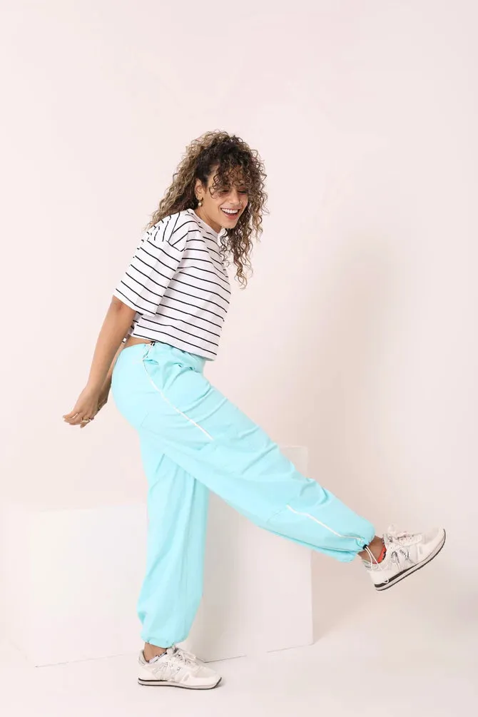 Cropped T-Shirt (As6) - Hudz