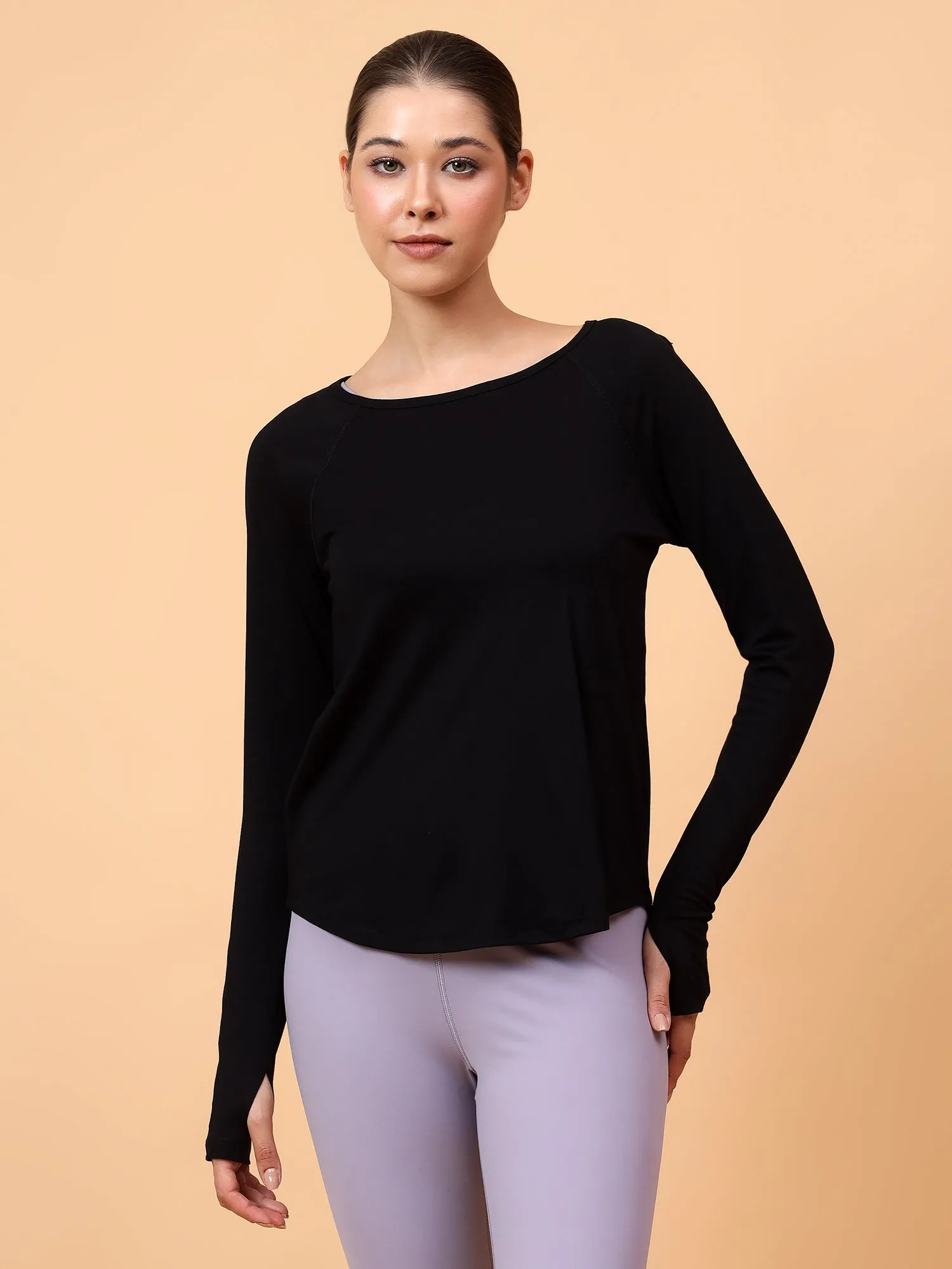Fitkin Women Black Solid Longsleeve Traning Tshirt