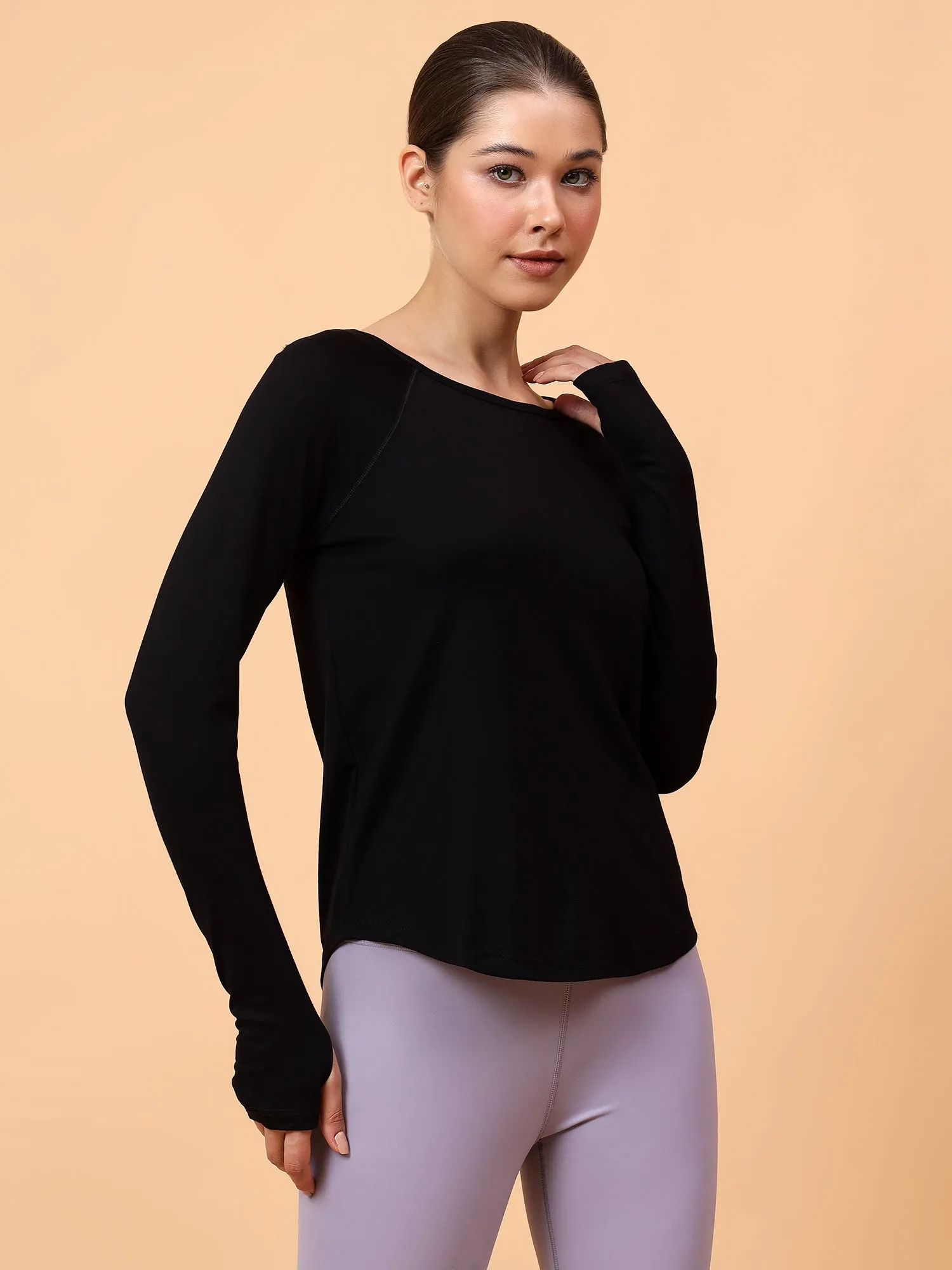 Fitkin Women Black Solid Longsleeve Traning Tshirt