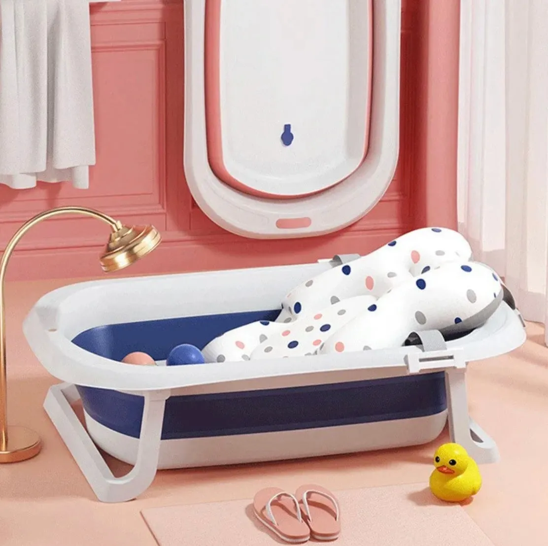 Modern Space-Saving Baby Bathtub with Supportive Pillow and Temperature Reader