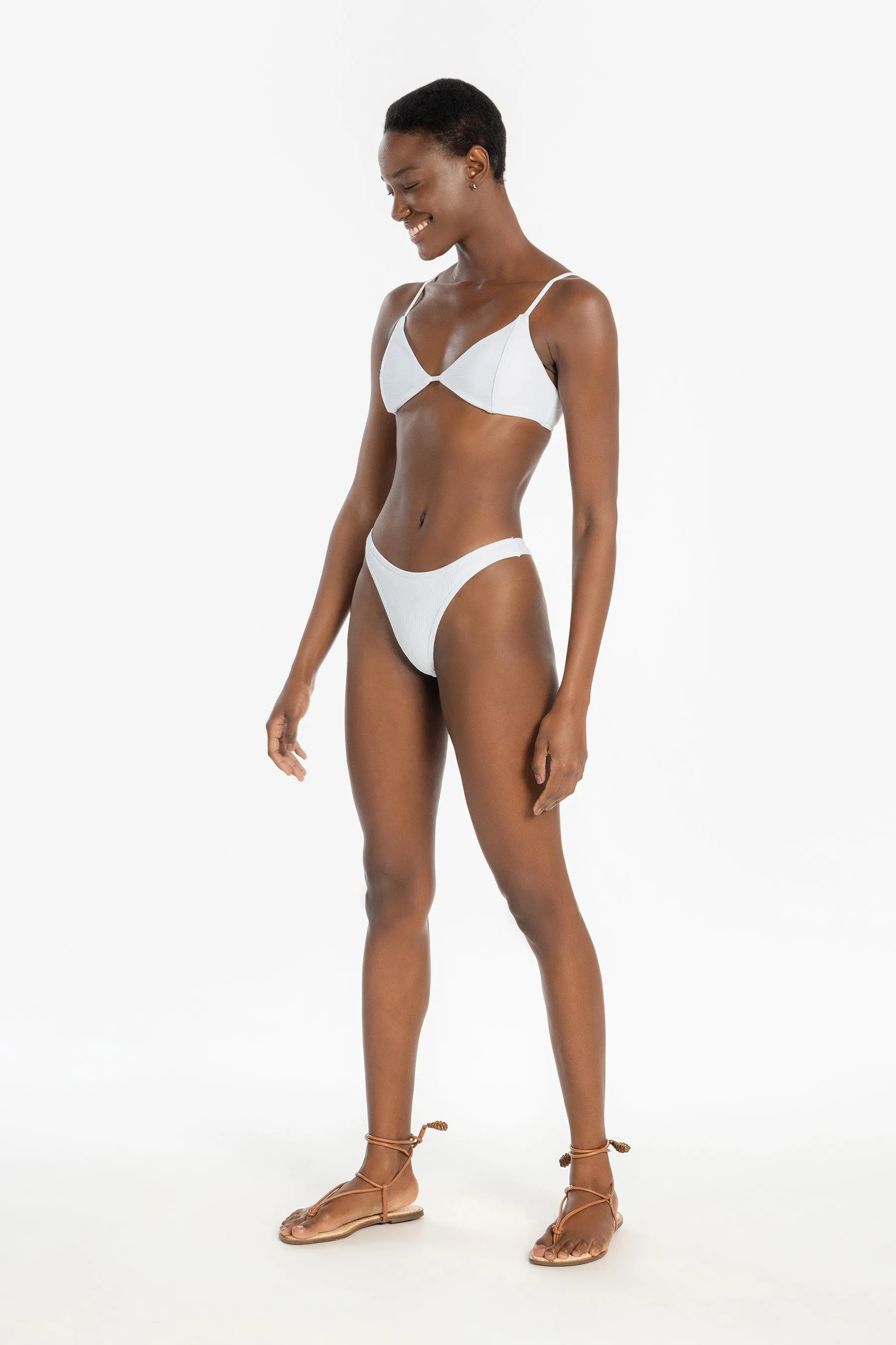 New Wave Curve Top